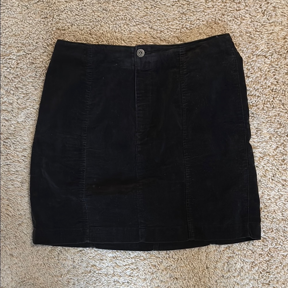 GAP Black Corduroy Pencil Mini Skirt - Women 4